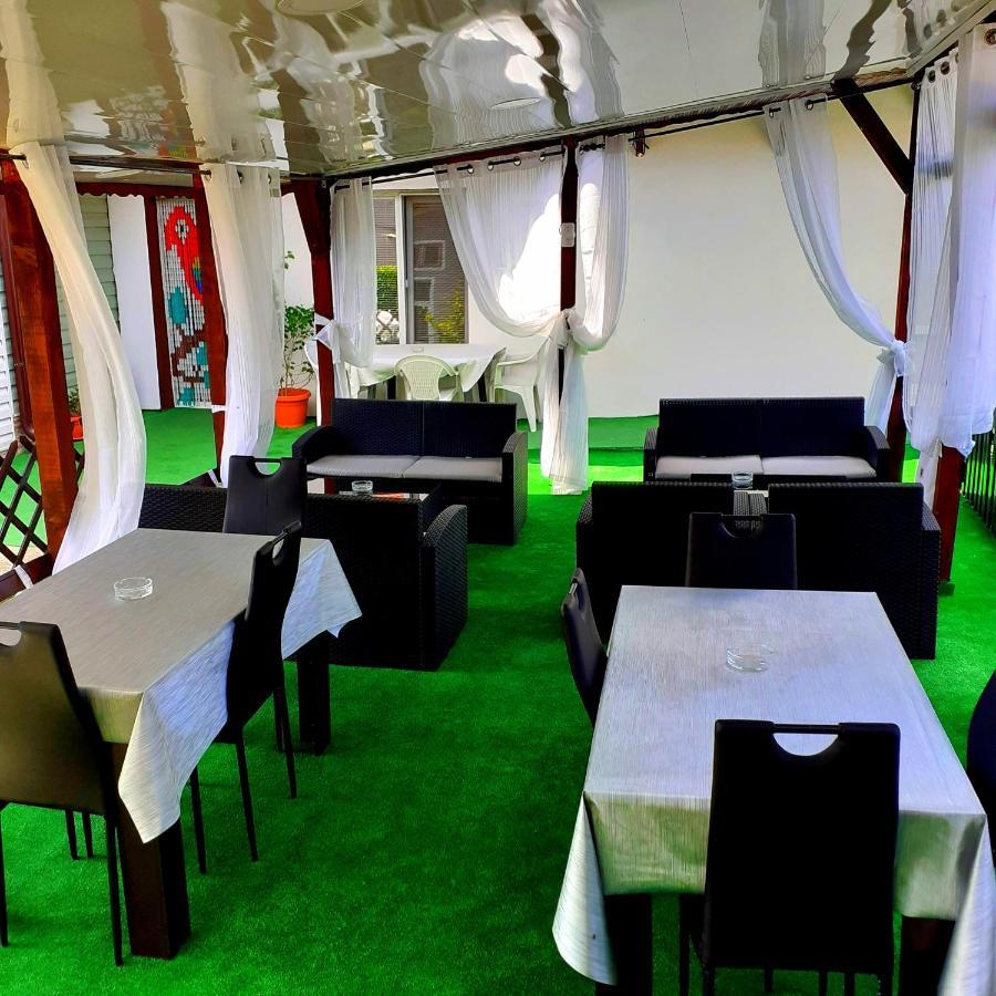 Opanets Guest Rooms Simona מראה חיצוני תמונה