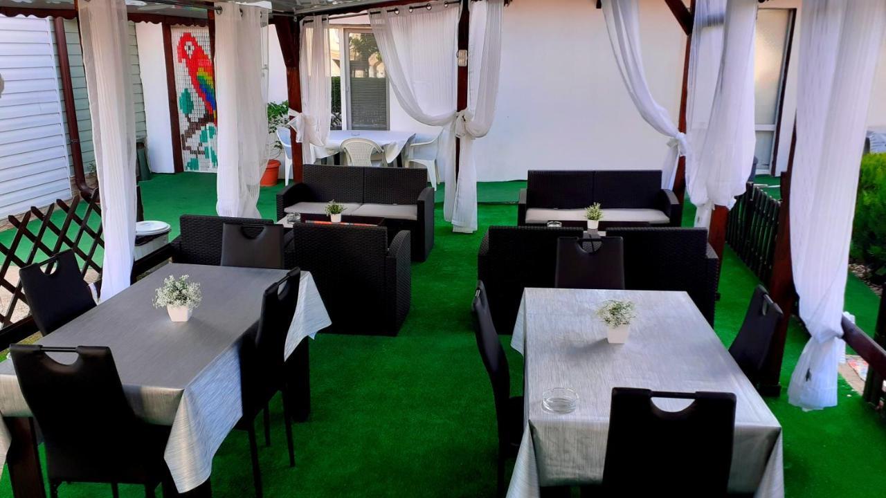 Opanets Guest Rooms Simona מראה חיצוני תמונה